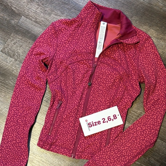 lululemon athletica Jackets & Blazers - lululemon athletica Pink Patterned Utility Jacket